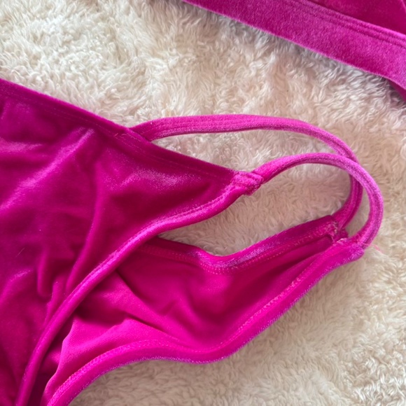 Velvet Express Bikini Set Fuchsia Pink Top Small Bottom Medium WORN ONCE - Picture 3 of 11